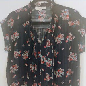 LOFT Black Floral Pleated Blouse in Size S